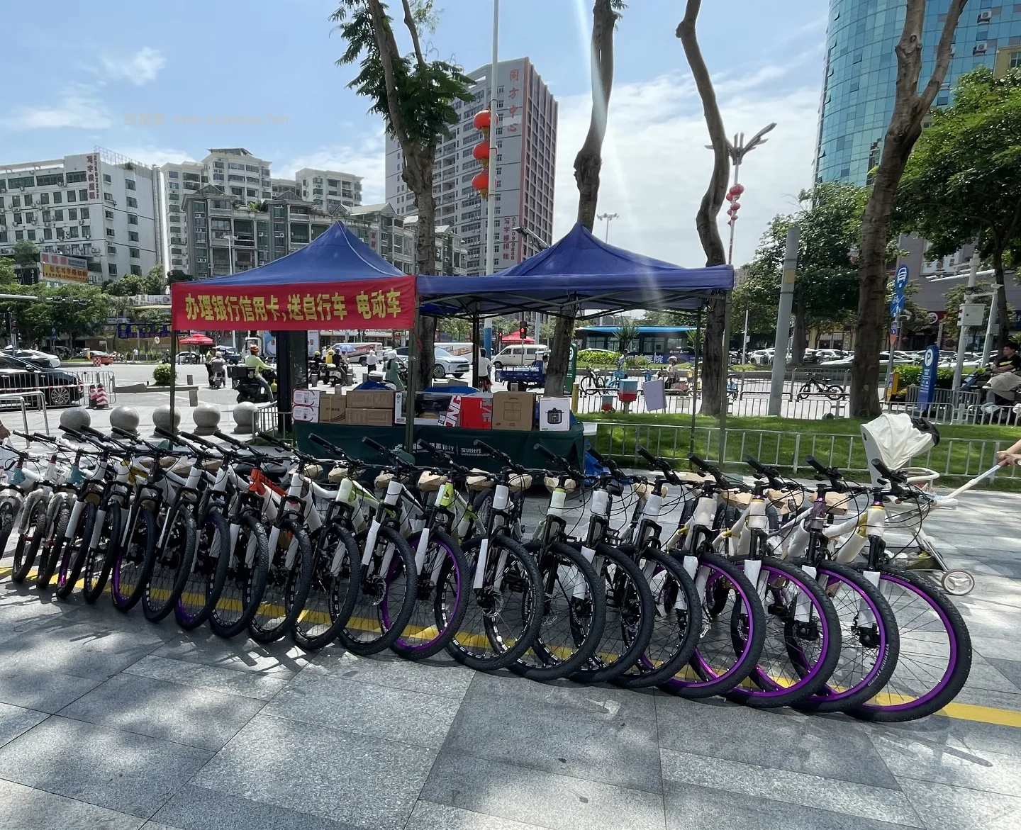 这些地推办卡的，牛x    有图有真相 - 线报酷